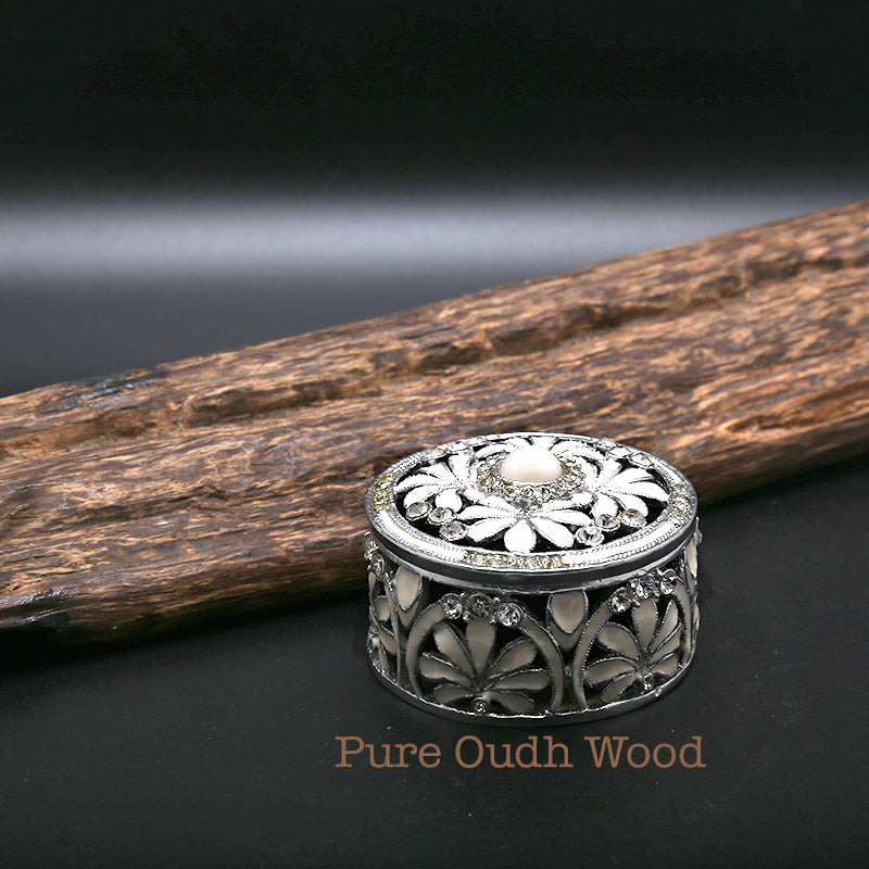 Pure Oudh Wood 10gm (Gift Set)
